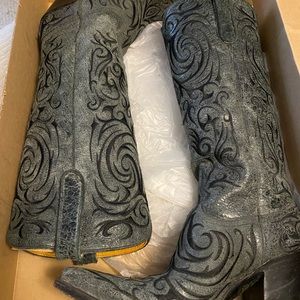 Old Gringo black and grey tall shaft boots
